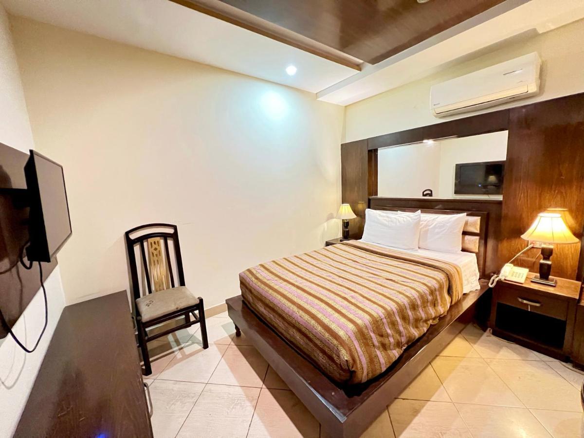 Bling Hotel International Multán Kültér fotó