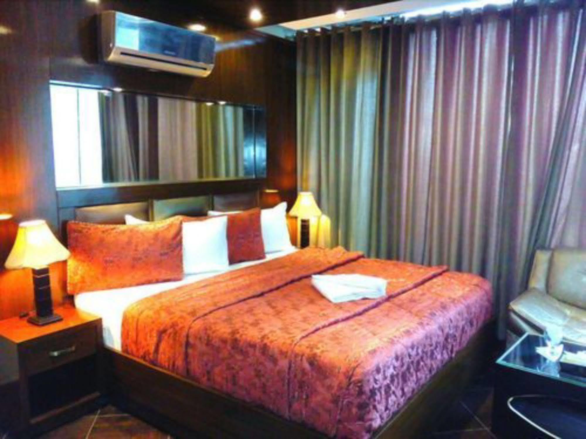 Bling Hotel International Multán Kültér fotó