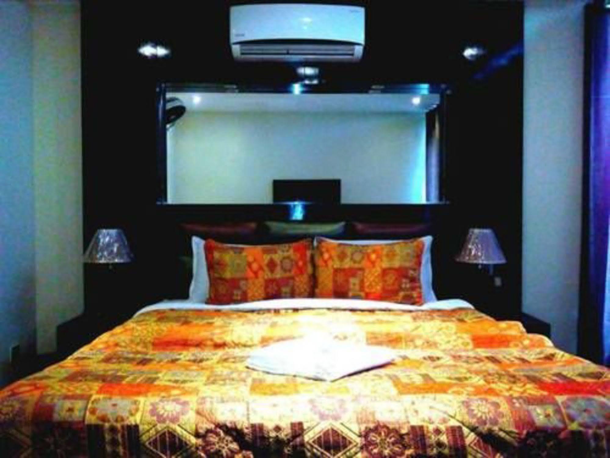 Bling Hotel International Multán Kültér fotó